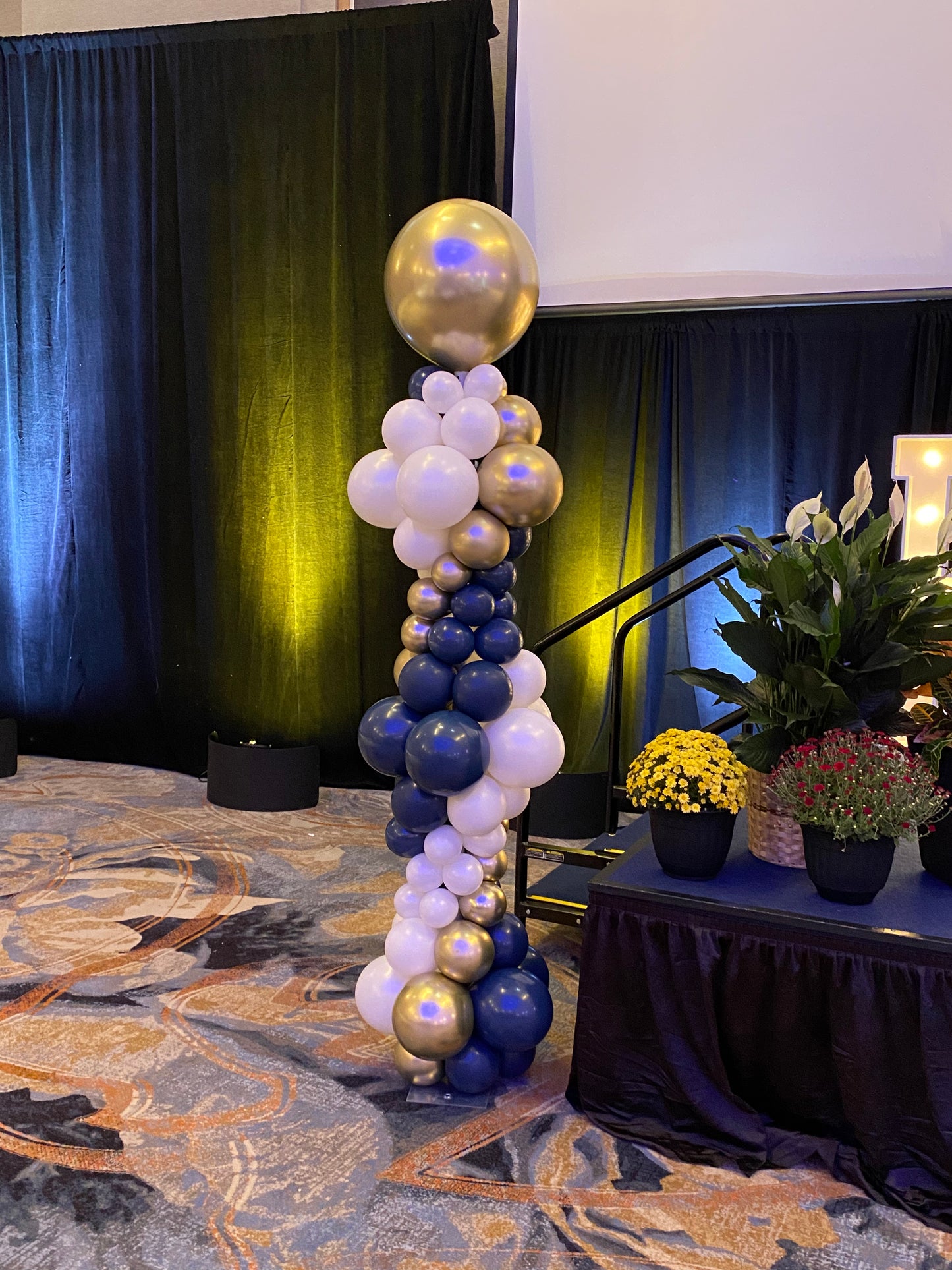 Balloon Columns